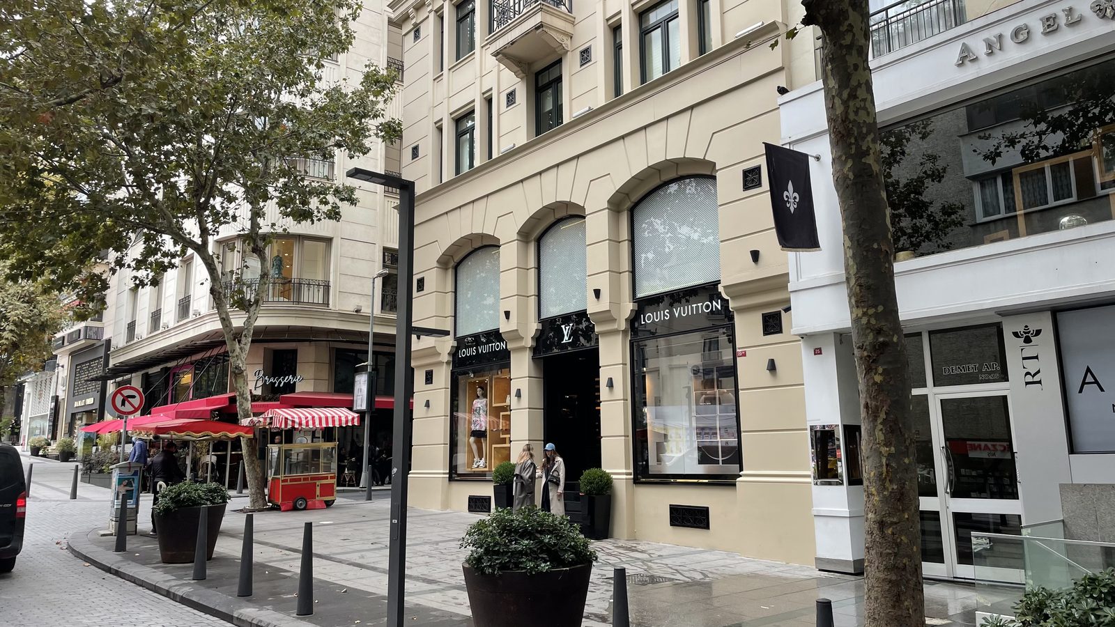 The Louis Vuitton Orjin Building on Abdi İpekçi Caddesi, Nişantaşı